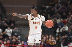 全能表现！古德温上半场7中5得13分1板3助2断1帽