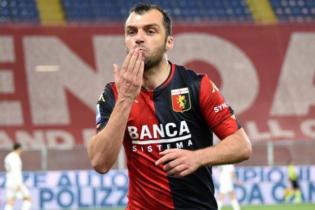 pg电子优惠-【人物】潘德夫：流浪中成为旗帜，书写足球小国历史